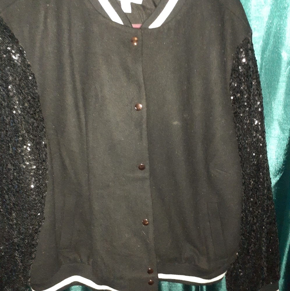 Jacket - Picture 4 of 6